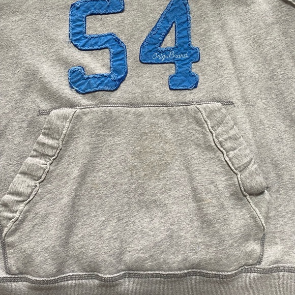 Grey Aero sweat shirt. - Picture 7 of 7